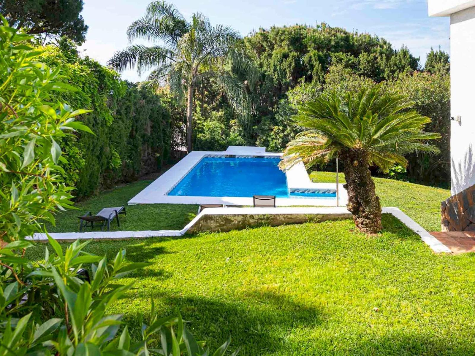 Pass The Keys With Garden And Private Swimming Pool Holiday home Marbella