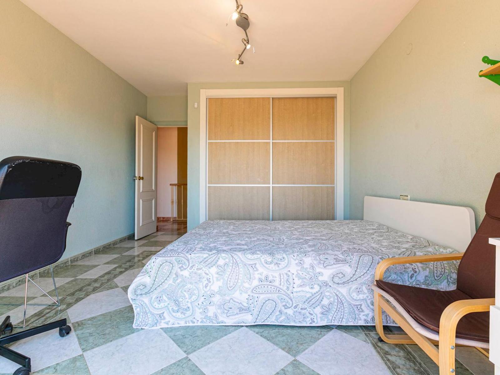 Pass The Keys With Garden And Private Swimming Pool