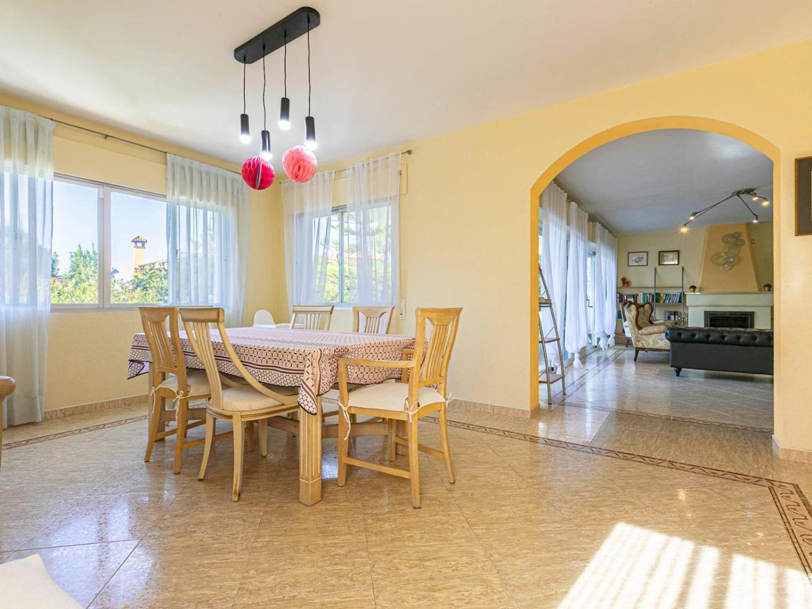 Holiday home Pass The Keys With Garden And Private Swimming Pool *