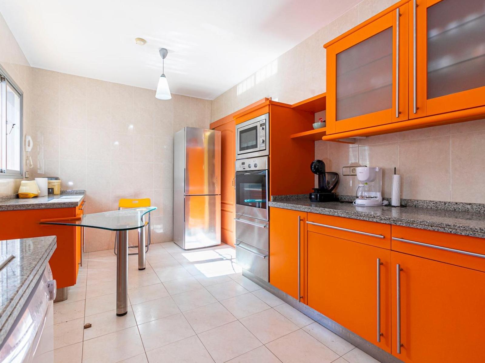 Pass The Keys With Garden And Private Swimming Pool Holiday home