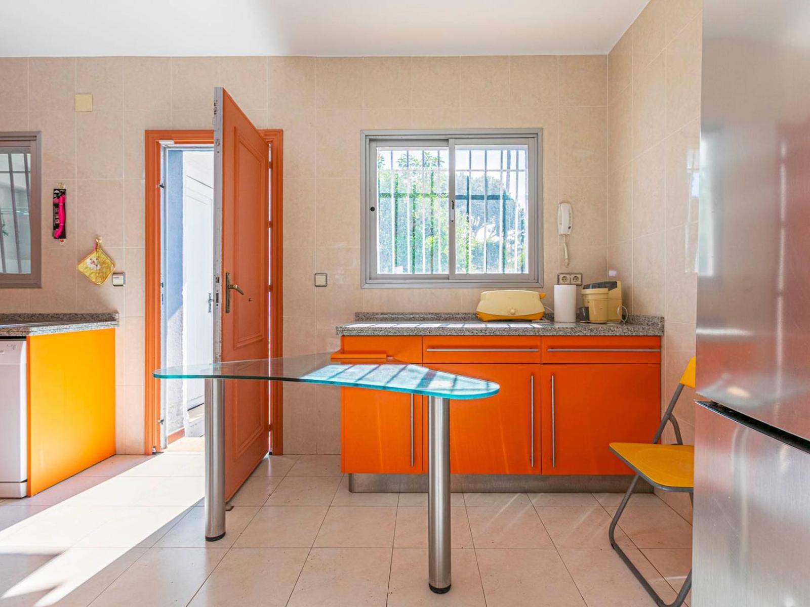 Pass The Keys With Garden And Private Swimming Pool * Marbella